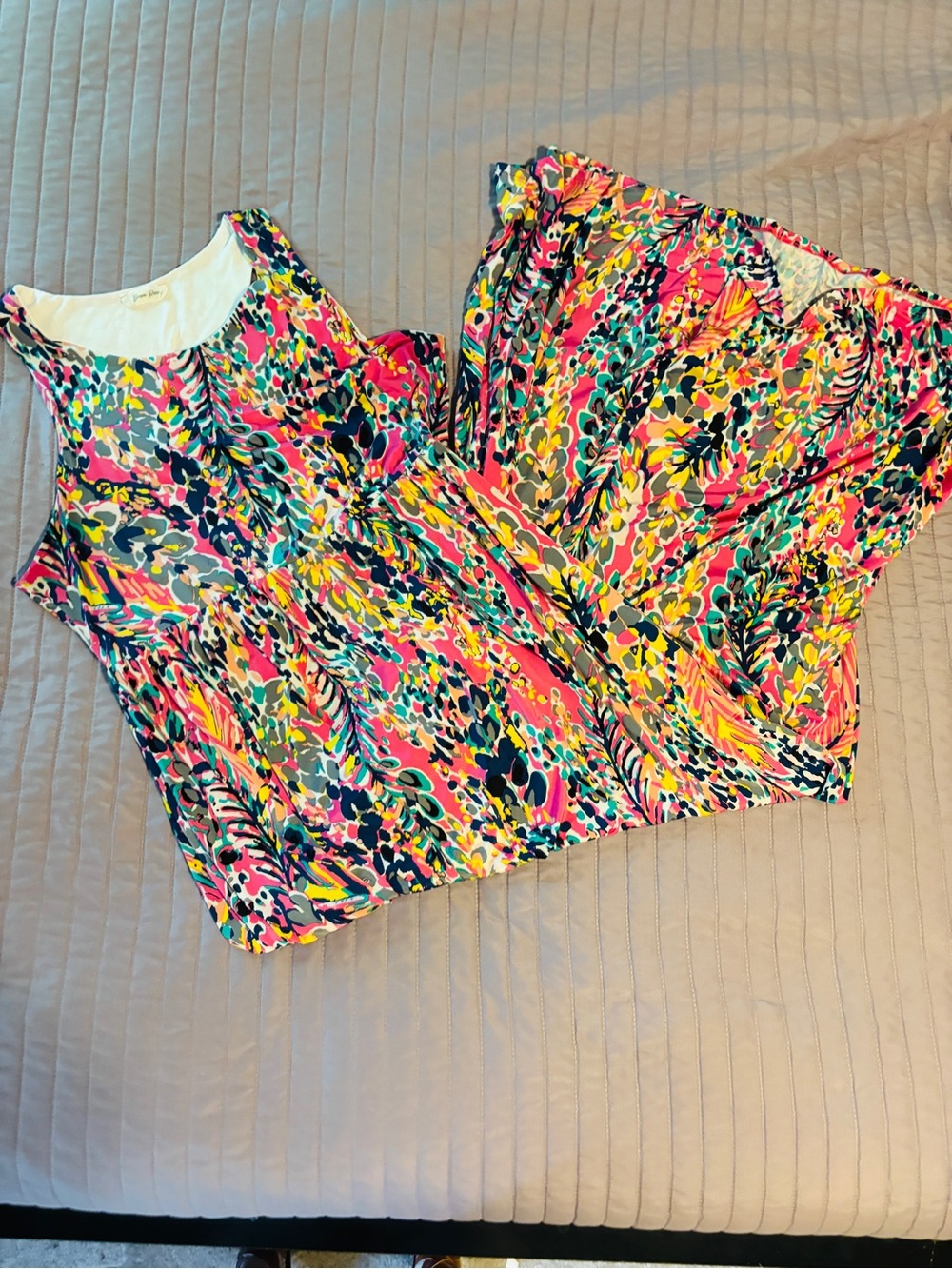 Women’s Sleeveless Floral Multicolor Maxi Dress - Beeson River